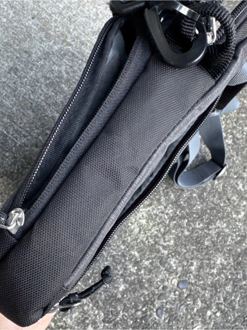 Thule Stravan Deluxe Style Laptop Bag Sleeve 13